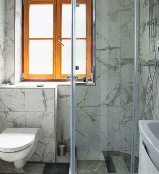 חדר דלוקס, Tókert Szálloda és étterem