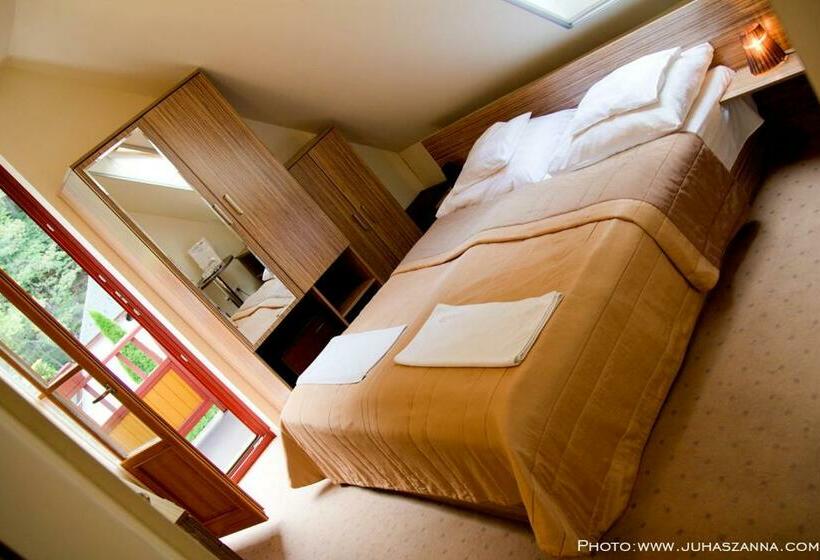 חדר סטנדרט, Tókert Szálloda és étterem