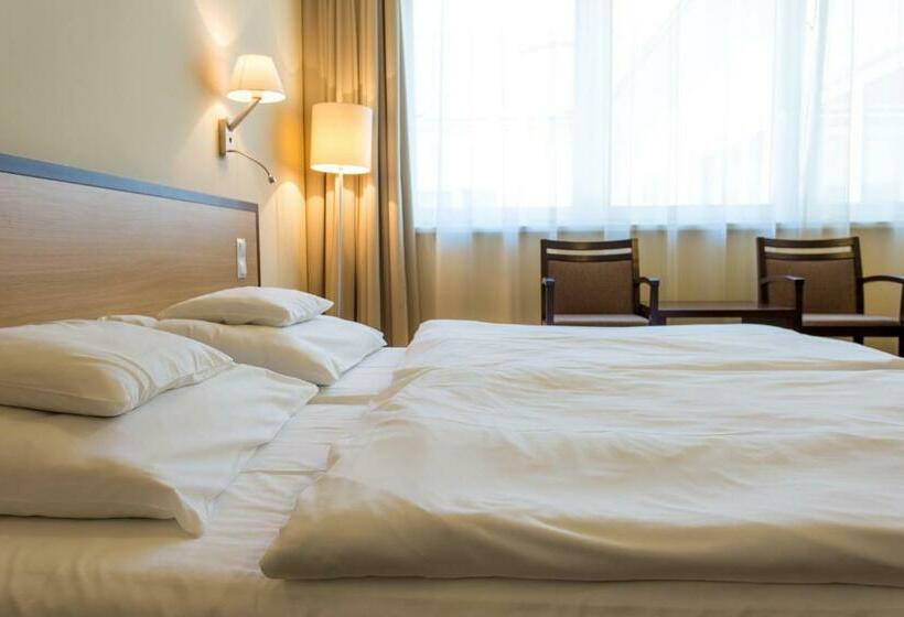 חדר סטנדרט, Tokajvár