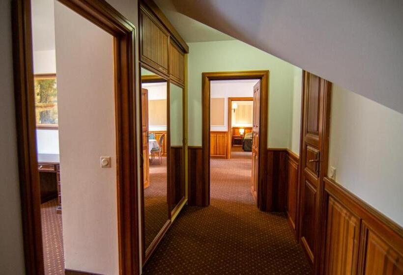 带3个卧室的公寓, Kastélyhotel Sasvár Resort