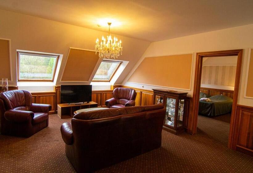 带3个卧室的公寓, Kastélyhotel Sasvár Resort