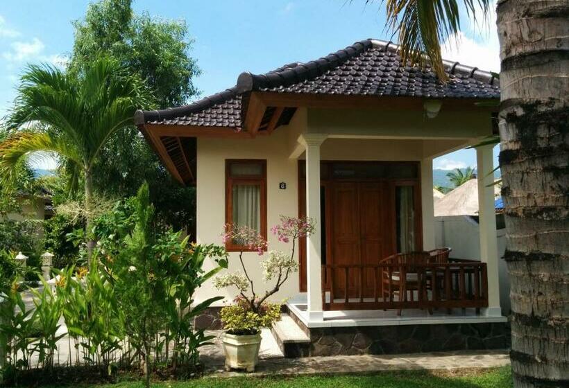 豪华洋房, New Starlight Hotel Lovina