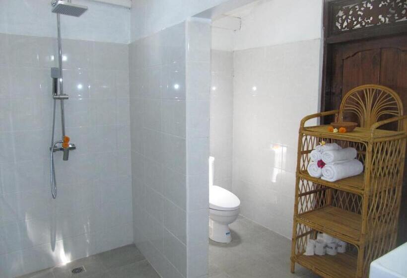 带3个卧室的别墅, New Starlight Hotel Lovina