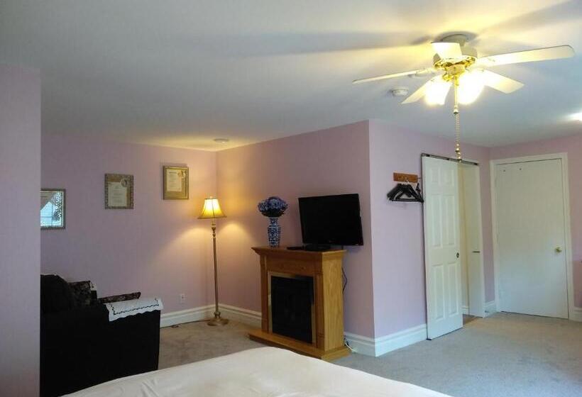 디럭스 스위트, Angel Hideaway