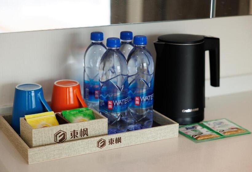 3 Bedroom Suite, East Maple Hotel Apartment   Guangzhou Financial City Sanxi Metro Station