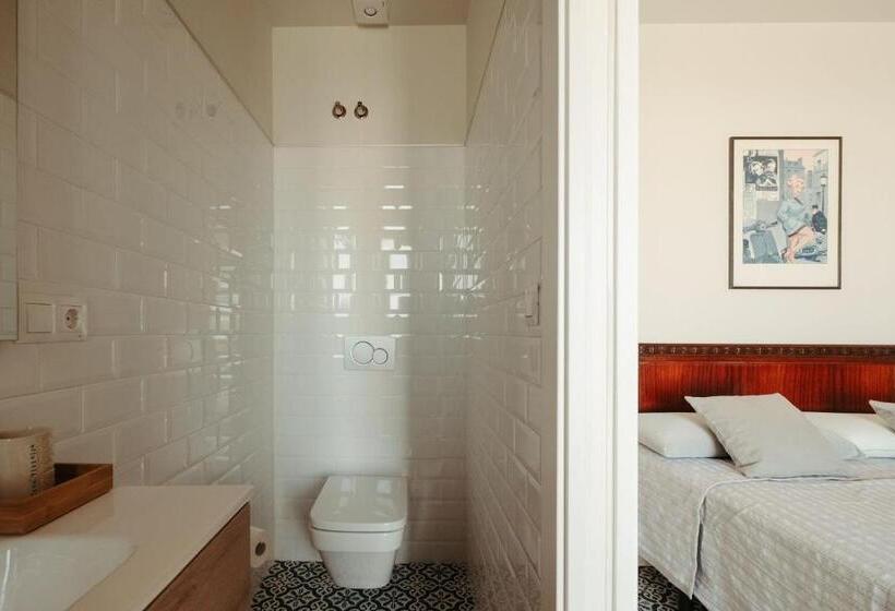 غرفة قياسية مطلّة علي حمام السباحة, Casa Victoire Ayamonte