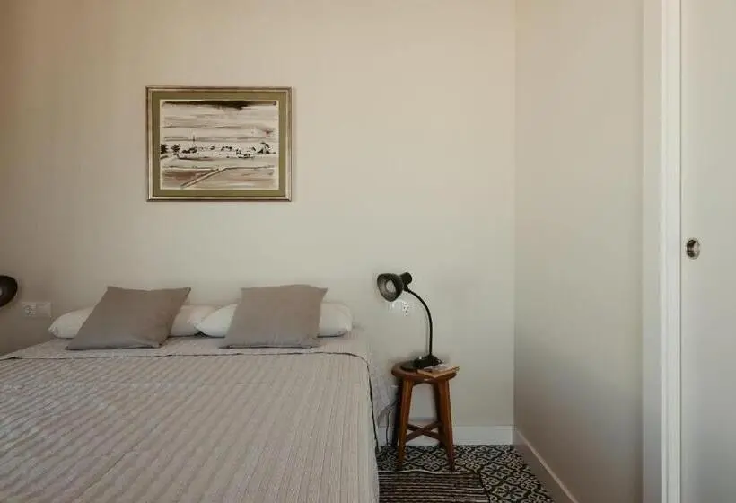 اتاق لوکس با بالکن, Casa Victoire Ayamonte