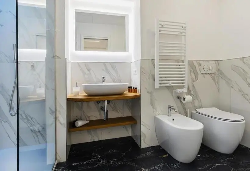 سوییت خانوادگی, Navona Central Relais
