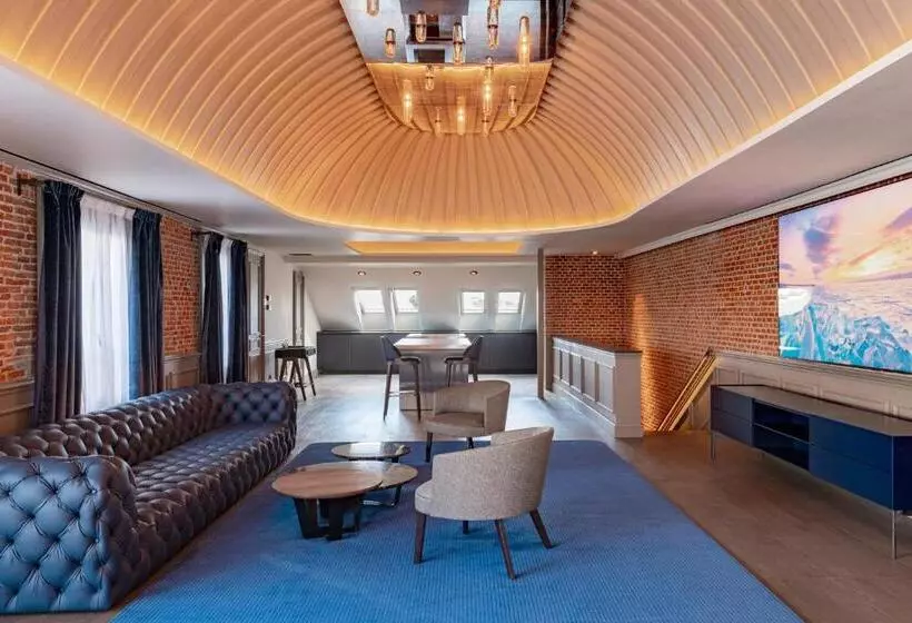 سوییت دوبلکس, Casa Faraona Luxury Residences