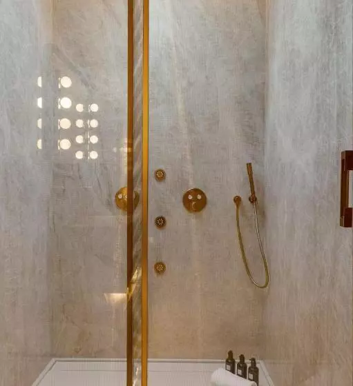 سوییت اجرایی, Casa Faraona Luxury Residences
