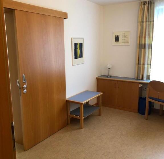 장애인을 위한 스탠다드 룸, Spectrum Kirche Exerzitien Und Bildungshaus Auf Mariahilf