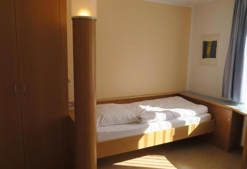 장애인을 위한 스탠다드 싱글 룸, Spectrum Kirche Exerzitien Und Bildungshaus Auf Mariahilf