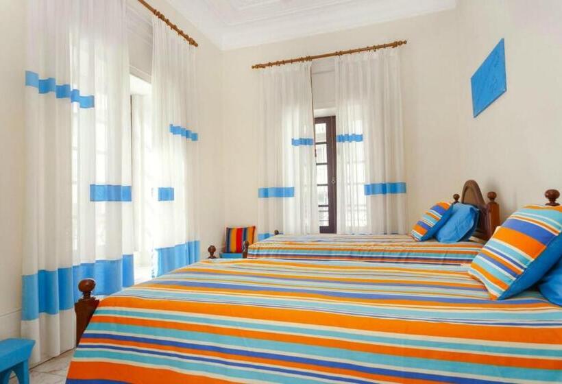 اتاق استاندارد با سرویس بهداشتی مشترک, 18st. Hostel