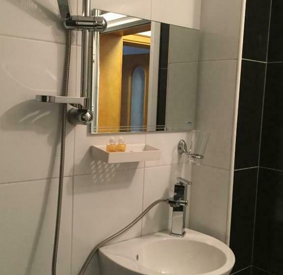 اتاق استاندارد, Family Hotel Amor