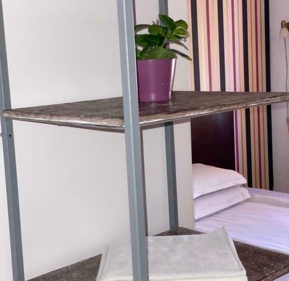 חדר סטנדרט, Family Hotel Amor