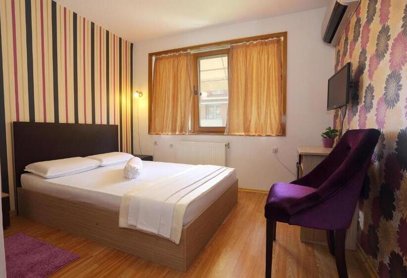 اتاق استاندارد, Family Hotel Amor