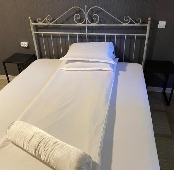 اتاق استاندارد, Family Hotel Amor