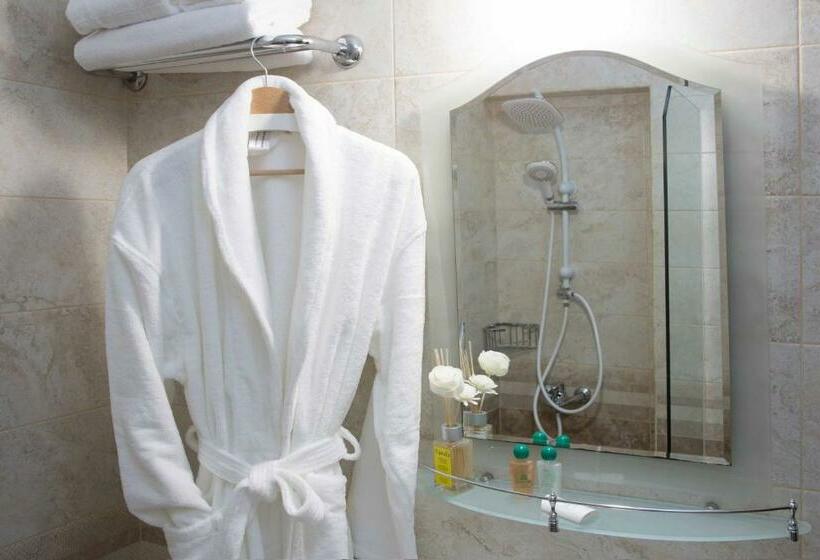 غرفة قياسية, Family Hotel The Castle