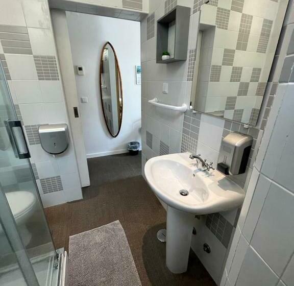 سوییت, Day Off Suite&hostel