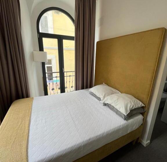 سوییت, Day Off Suite&hostel