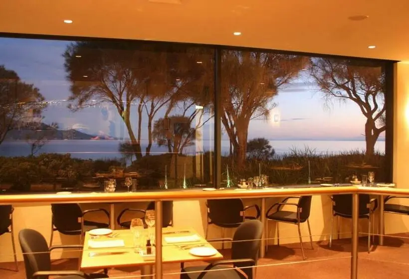 Sviitti Merinäkymä, Edge Of The Bay Resort