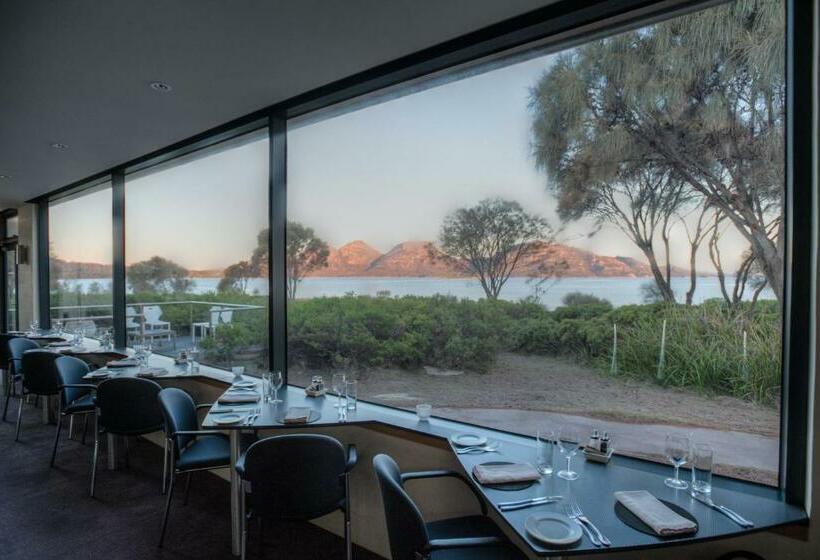 Люкс Вид на Море, Edge Of The Bay Resort