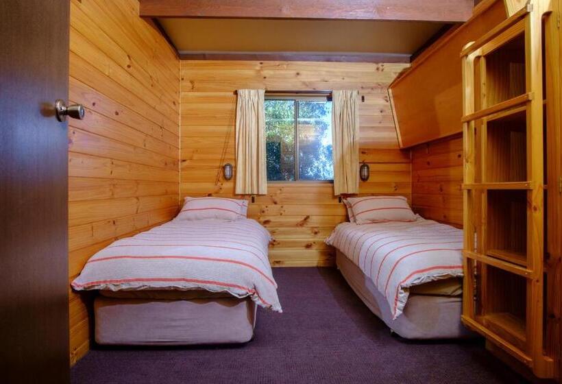 Дом 2 Спальни, Edge Of The Bay Resort