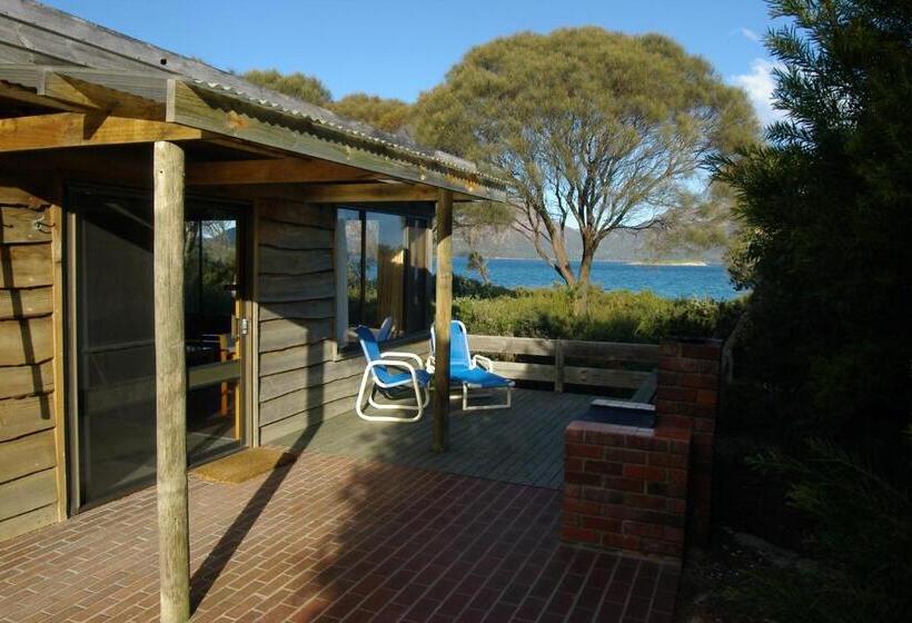 Дом 2 Спальни, Edge Of The Bay Resort