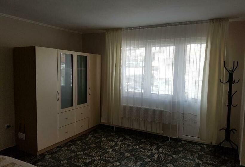 Family flat with balcony, Family Hotel Alfa Vita