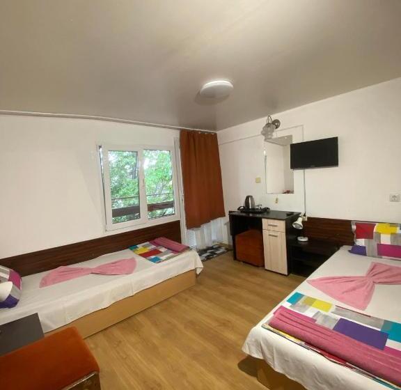 디럭스 룸, Family Hotel Julian