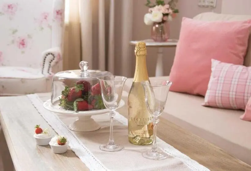 スイート, Family Hotel The Castle