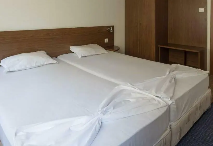 Juniorsviitti Parveke, Family Park Hotel Kyoshkove