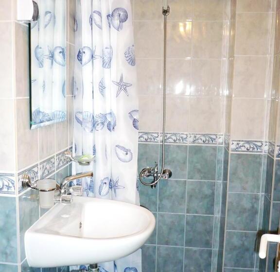 سوییت جونیور با بالکن, Bobchev