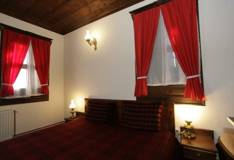 套房, Djudjeva Kyshta