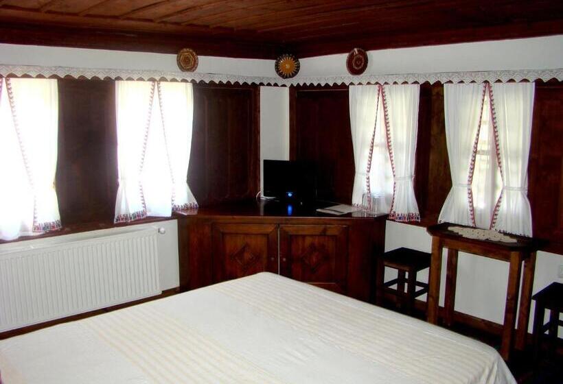 标准间, Djudjeva Kyshta