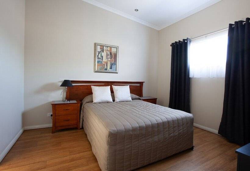 Шале 1 Спальня, The Rec