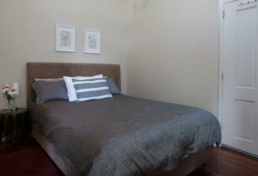 Номер Deluxe, The Rec