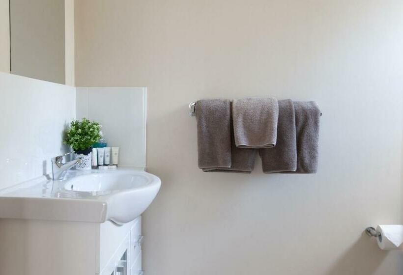 Шале 1 Спальня, The Rec