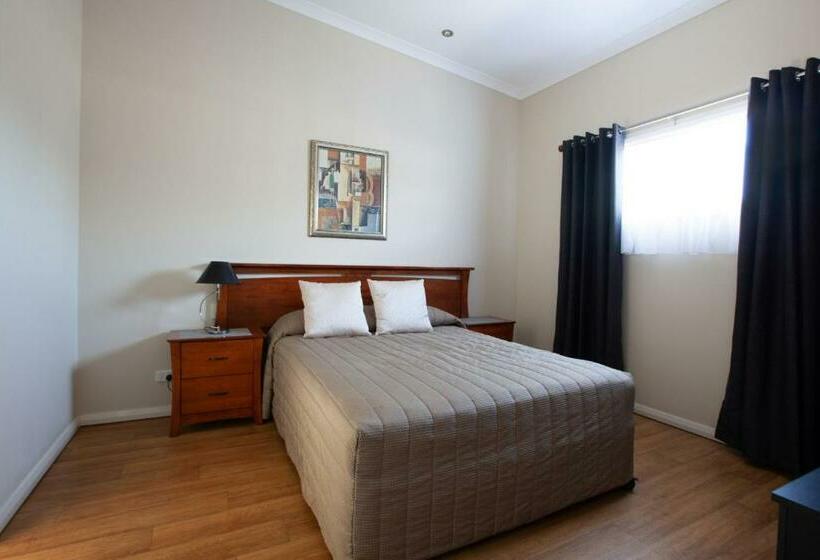 Шале 1 Спальня, The Rec