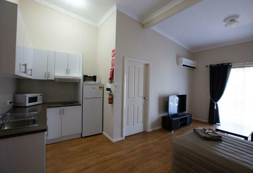 Шале 1 Спальня, The Rec