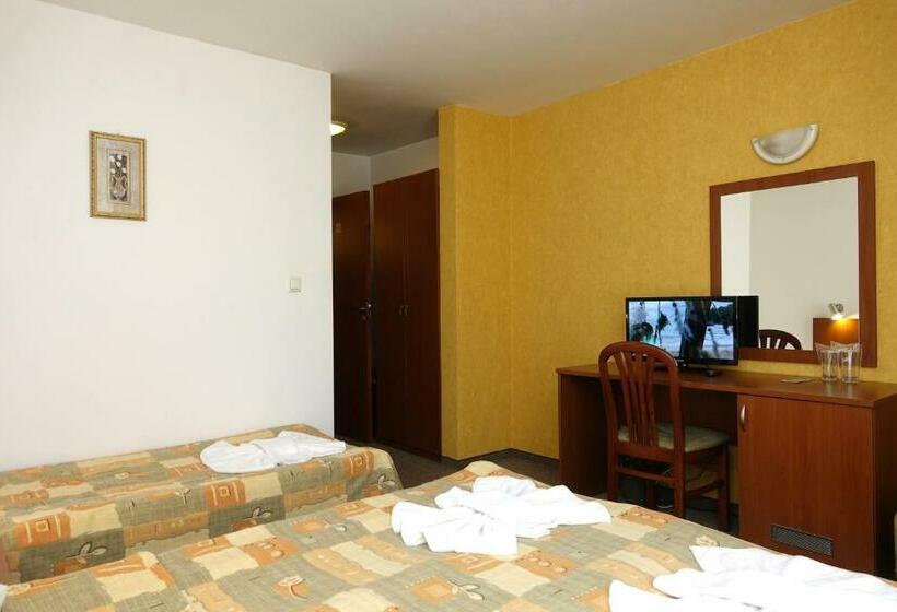 标准三人间, Elit