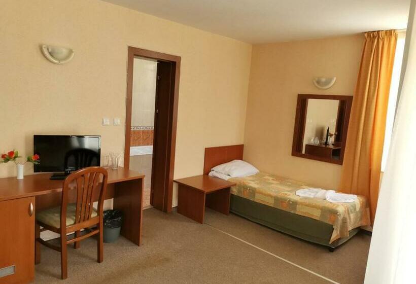 Quarto Triplo Estandar com Sacada, Elit