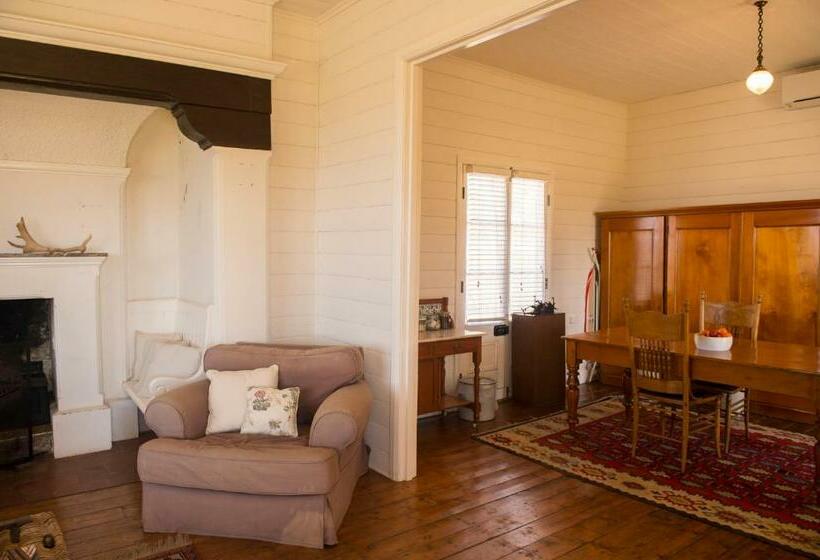 جناح ديلوكس سرير كينج, Hillview Heritage Estate