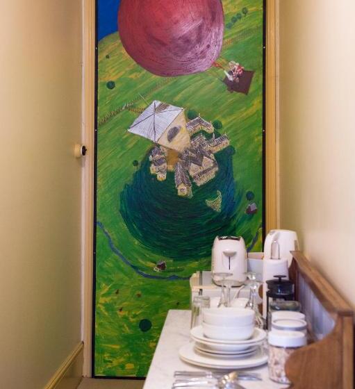 جناح جونيور, Hillview Heritage Estate