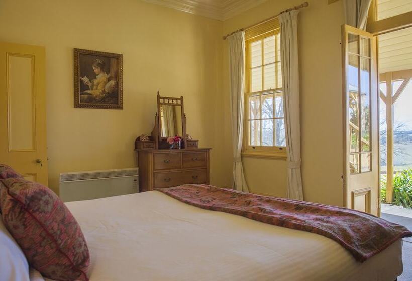 جناح كومفورت, Hillview Heritage Estate