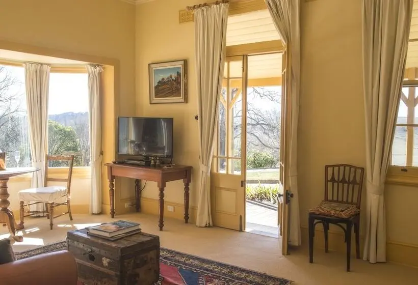 コンフォーとスイートルーム, Hillview Heritage Estate