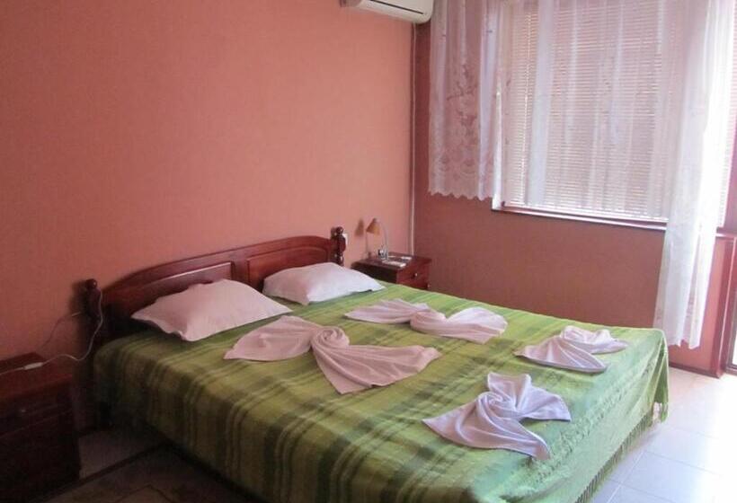 جناح مطلّ علي البحر, House Sofia