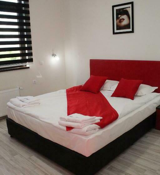 带1个卧室的带阳台的公寓, Incanto Family