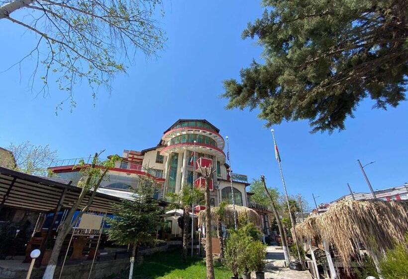 Junior Suite, Meatsa