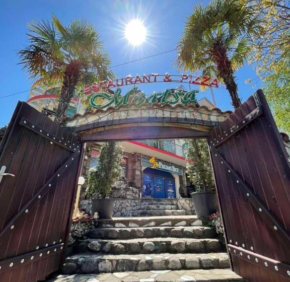 Junior Suite Deluxe, Meatsa